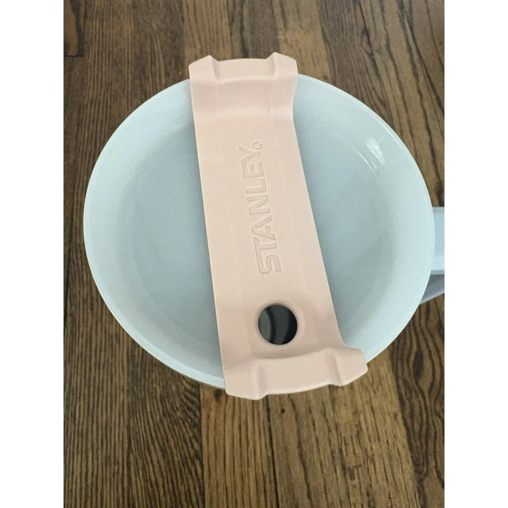 Stanley Quencher H2.0 FlowState 40 oz Tumbler White Pink No Straw Cup Handle